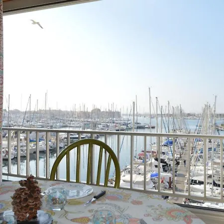 Marine 1 Apartment